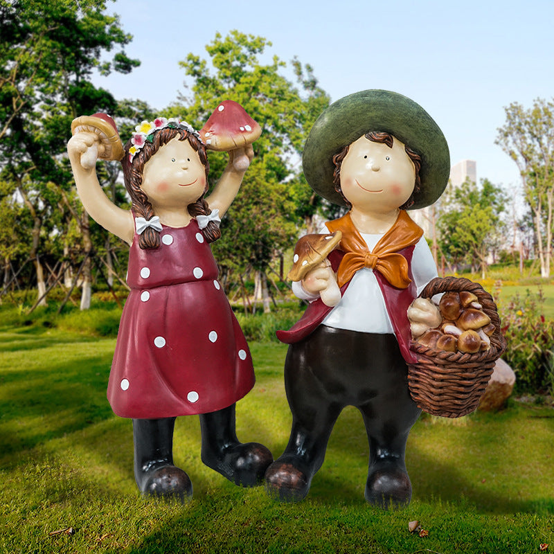 Outdoor fiberglass cartoon character couple sculpture ornament garden courtyard garden landscape decoration resin handicraft